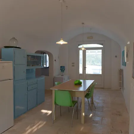 Trullo Antico Pool Cisternino